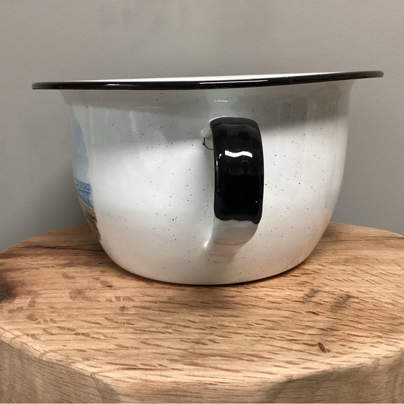 ⚫️ Huge - Enamelware Lighthouse Themed - Home / Bathroom Decor Piece - Like New - Picture 3 of 13